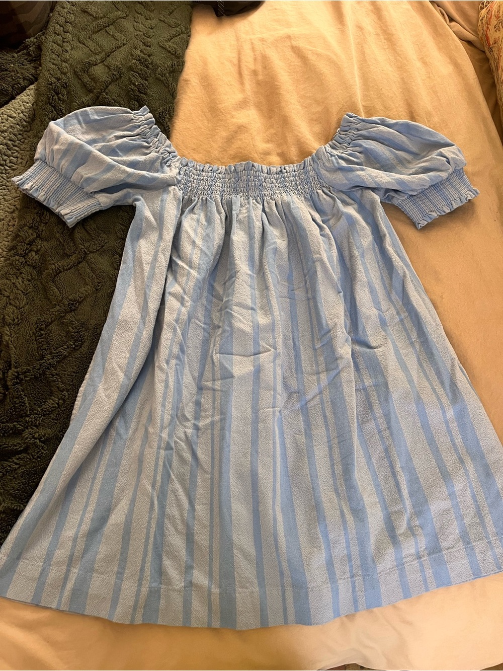 Light Blue Striped Puff Sleeve freest mini sun Dress - Picture 3 of 3